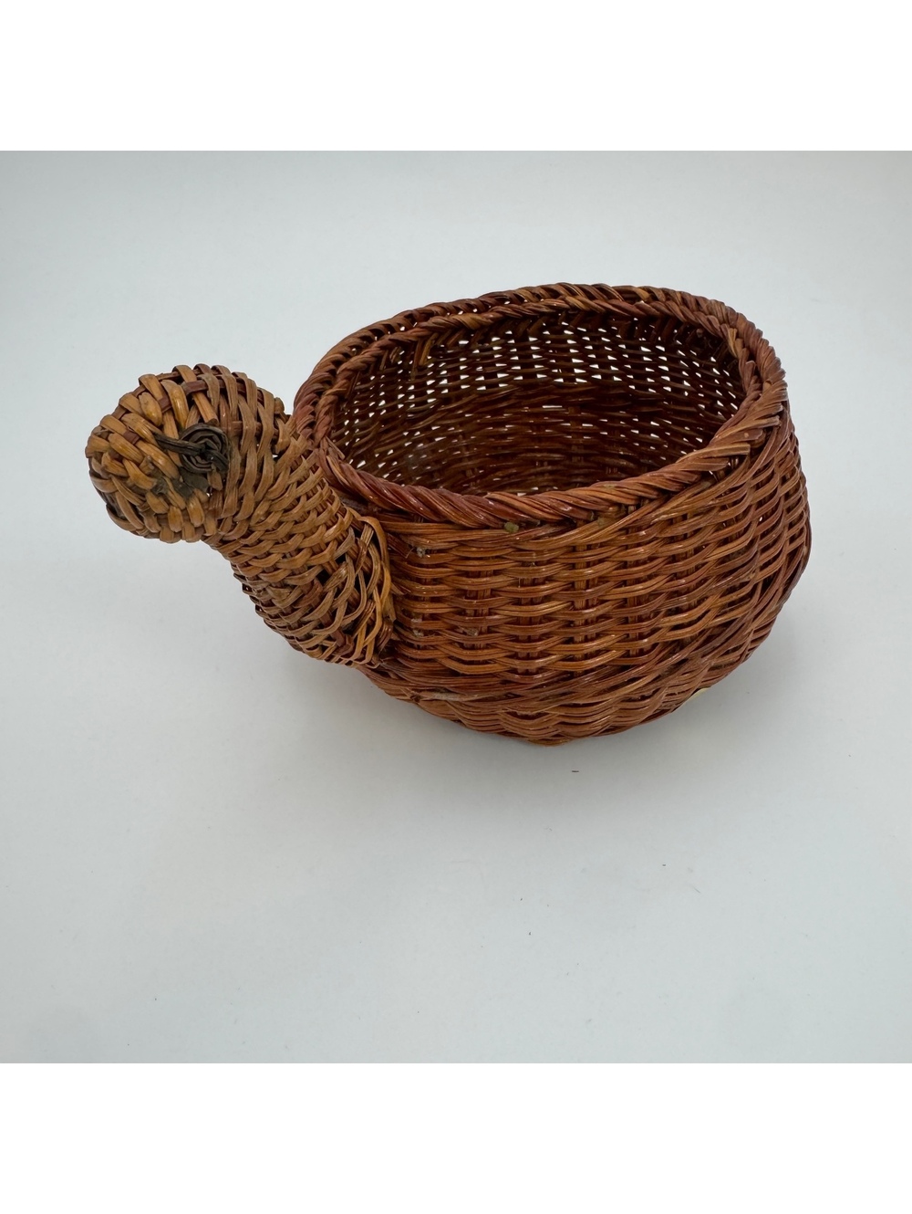 Vintage Woven Wicker Turtle Basket Folk Art English Cottage Decor